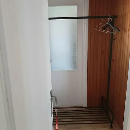 Family In Lagiewniki شقة *